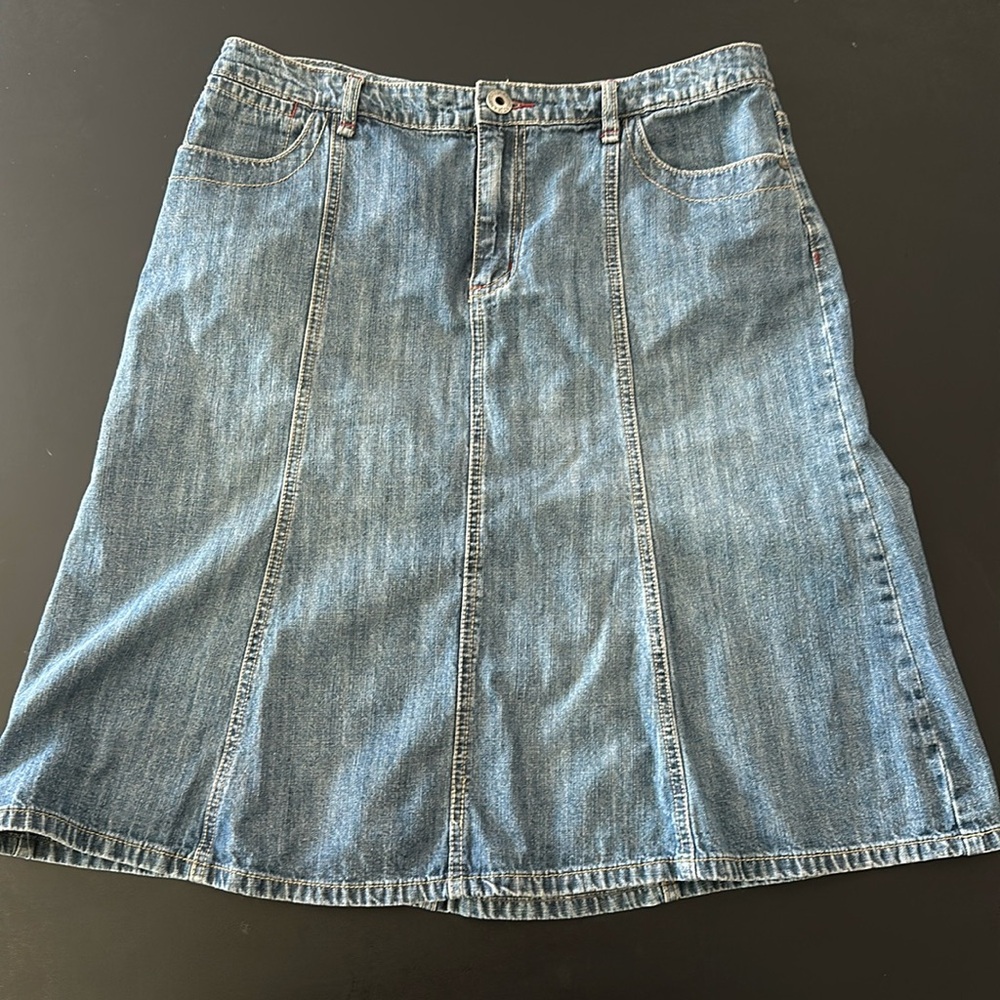 denim skirt